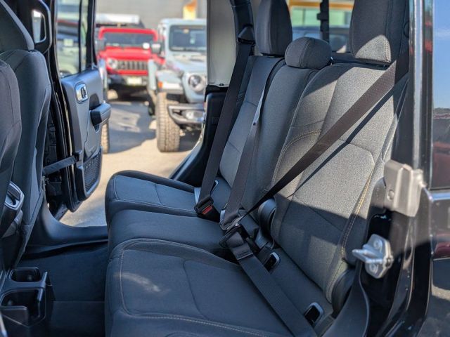 2026 Jeep Gladiator Sport S