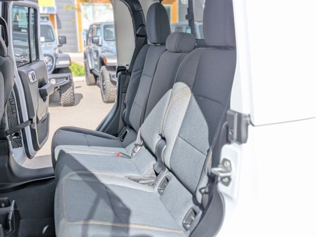 2026 Jeep Gladiator Sport S