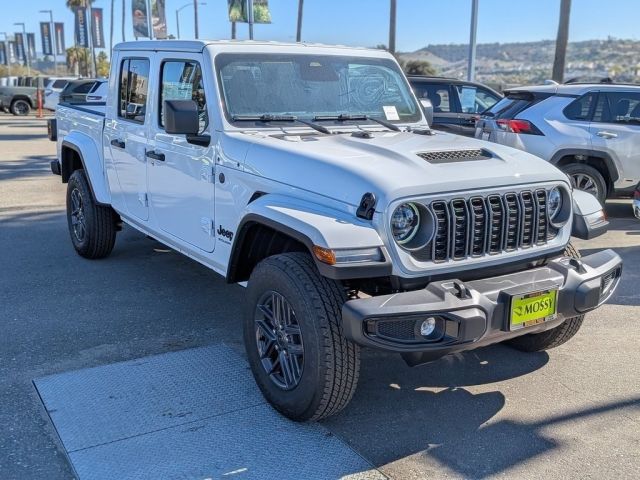 2026 Jeep Gladiator Sport S