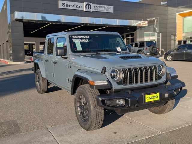 2026 Jeep Gladiator Sport S 2026 Jeep Gladiator Sport S