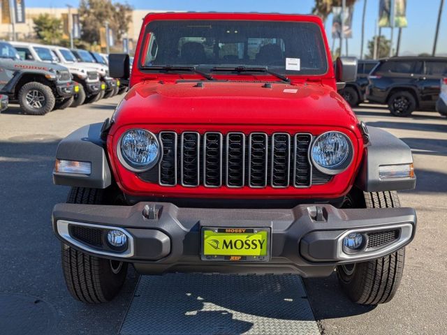 2026 Jeep Gladiator Sport