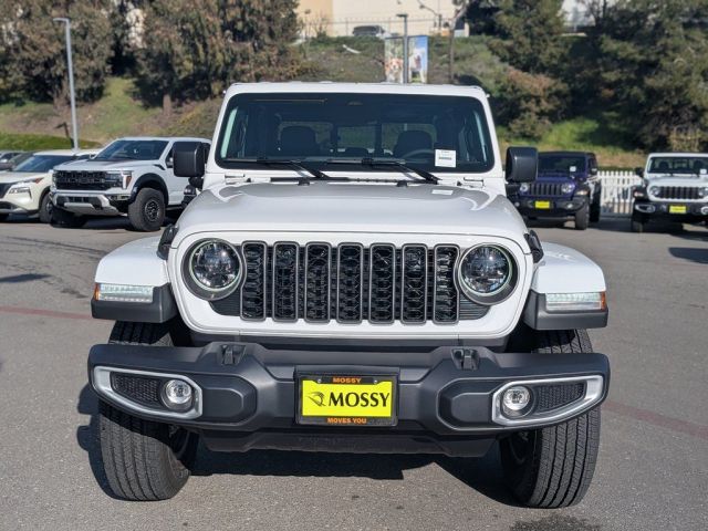 2026 Jeep Gladiator 
