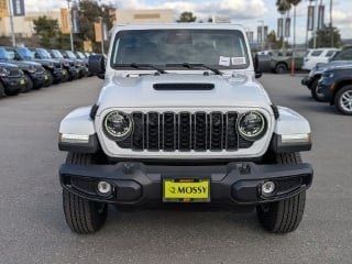 2026 Jeep Gladiator Sport S 2026 Jeep Gladiator Sport S
