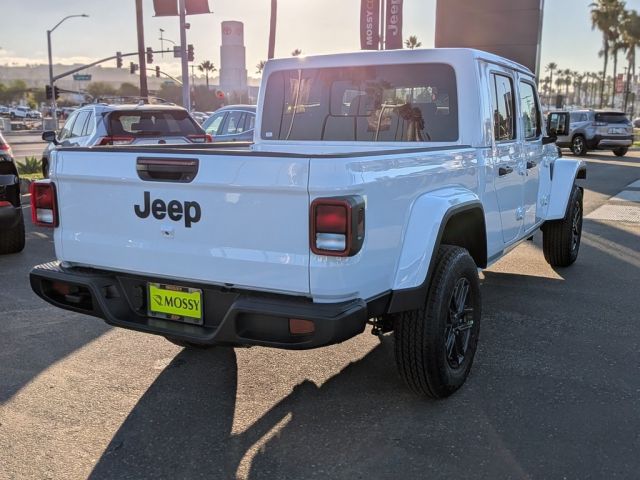 2026 Jeep Gladiator Sport S