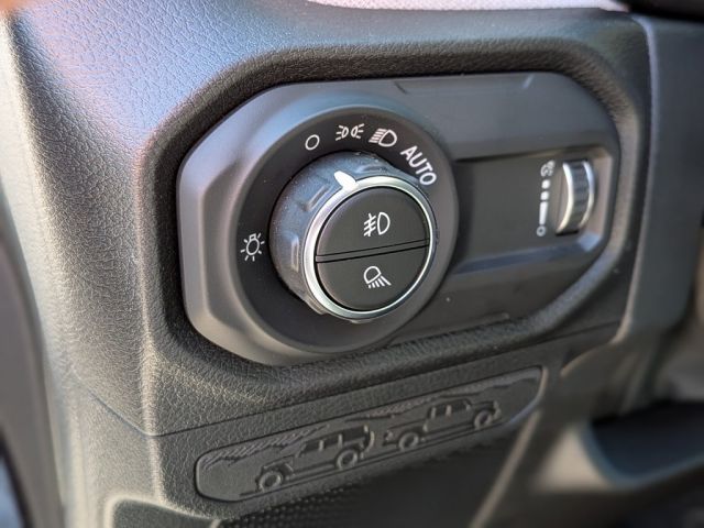 2026 Jeep Gladiator Sport S 2026 Jeep Gladiator Sport S