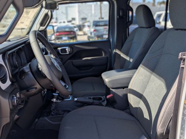 2026 Jeep Gladiator Sport S 2026 Jeep Gladiator Sport S