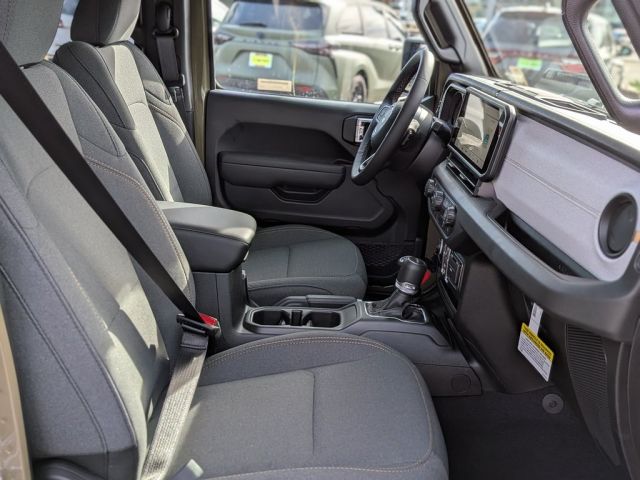 2026 Jeep Gladiator Sport S 2026 Jeep Gladiator Sport S