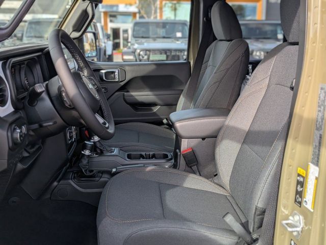 2026 Jeep Gladiator Sport S