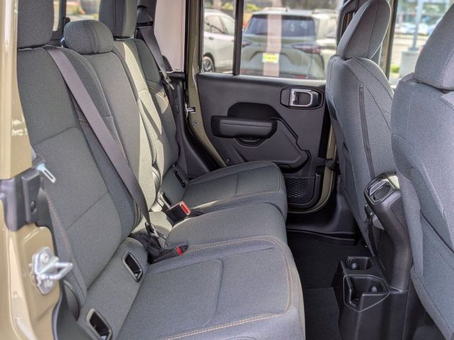 2026 Jeep Gladiator Sport S