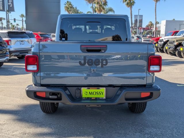 2026 Jeep Gladiator Sport S 2026 Jeep Gladiator Sport S