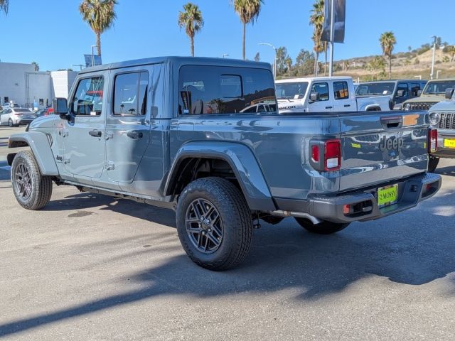 2026 Jeep Gladiator Sport S 2026 Jeep Gladiator Sport S