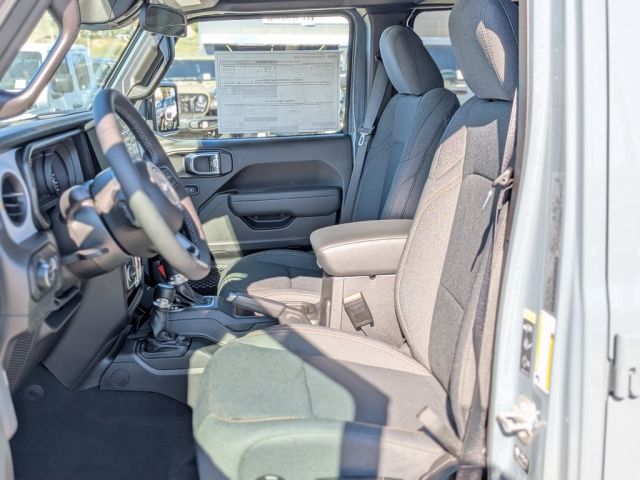 2026 Jeep Gladiator Sport S 2026 Jeep Gladiator Sport S