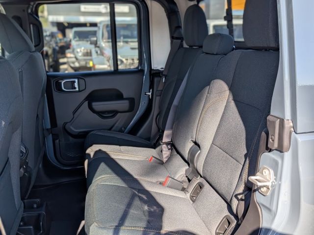 2026 Jeep Gladiator Sport S 2026 Jeep Gladiator Sport S