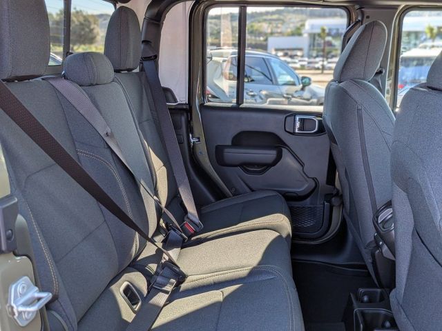 2026 Jeep Gladiator Sport S