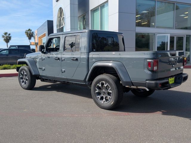 2026 Jeep Gladiator 