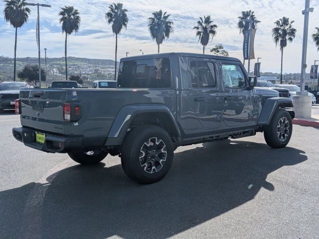 2026 Jeep Gladiator 