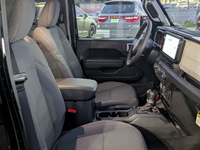 2026 Jeep Gladiator Sport S 2026 Jeep Gladiator Sport S