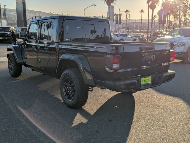 2026 Jeep Gladiator Sport S