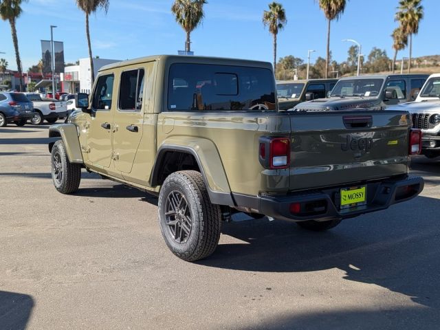 2026 Jeep Gladiator Sport S 2026 Jeep Gladiator Sport S
