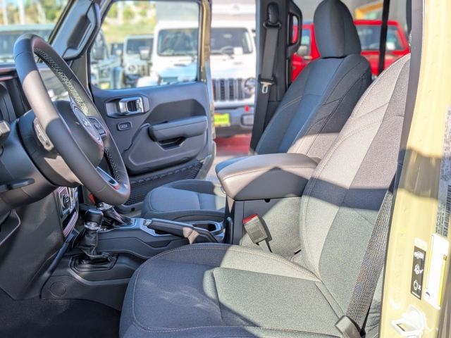 2026 Jeep Gladiator Sport S 2026 Jeep Gladiator Sport S