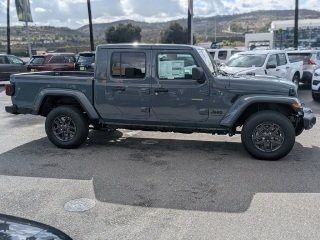 2026 Jeep Gladiator Sport S 2026 Jeep Gladiator Sport S