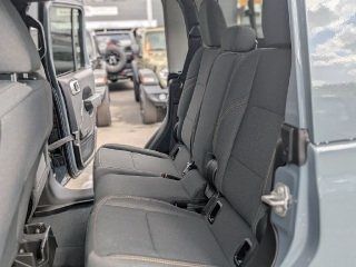 2026 Jeep Gladiator Sport S 2026 Jeep Gladiator Sport S