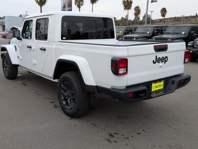 2026 Jeep Gladiator Sport S