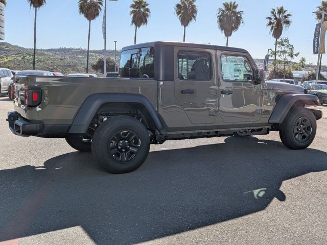 2026 Jeep Gladiator Sport