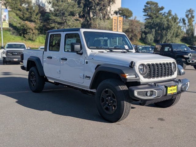 2026 Jeep Gladiator Sport 2026 Jeep Gladiator Sport
