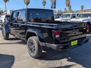 2026 Jeep Gladiator Sport S 2026 Jeep Gladiator Sport S