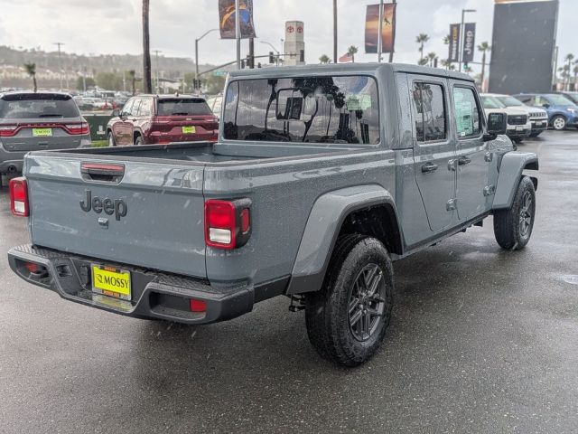 2026 Jeep Gladiator Sport S 2026 Jeep Gladiator Sport S