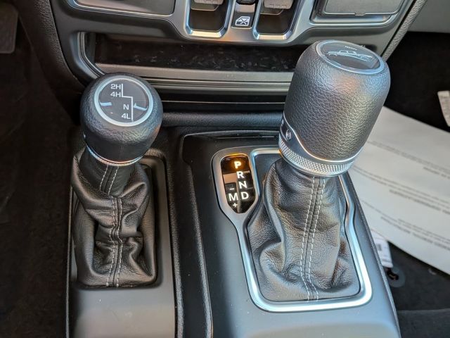 2026 Jeep Gladiator Sport S 2026 Jeep Gladiator Sport S