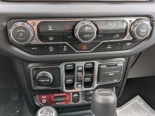 2026 Jeep Gladiator Mojave 2026 Jeep Gladiator Mojave