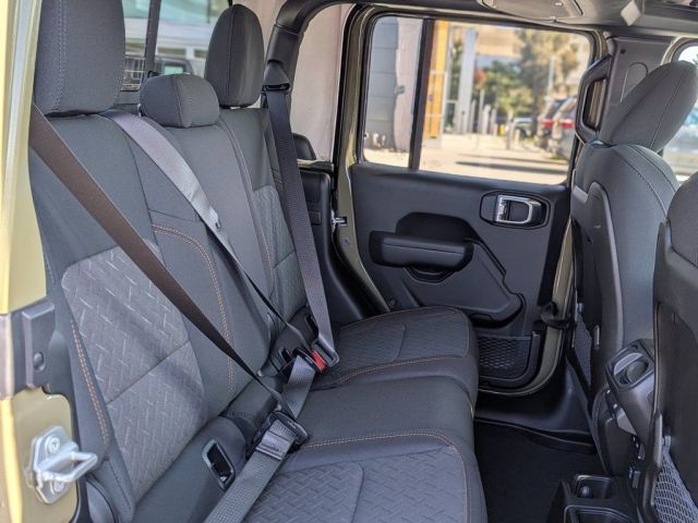 2026 Jeep Gladiator Mojave 2026 Jeep Gladiator Mojave