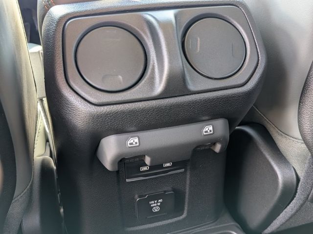 2026 Jeep Gladiator Mojave 2026 Jeep Gladiator Mojave