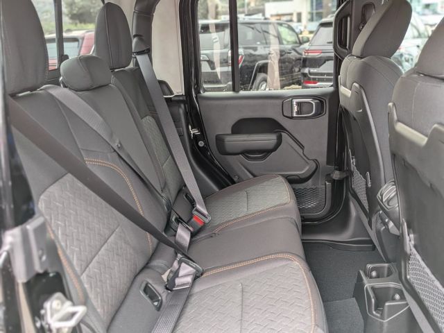 2026 Jeep Gladiator Mojave 2026 Jeep Gladiator Mojave