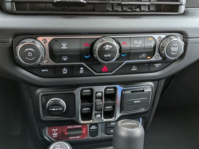 2026 Jeep Gladiator Mojave 4x4 2026 Jeep Gladiator Mojave 4x4