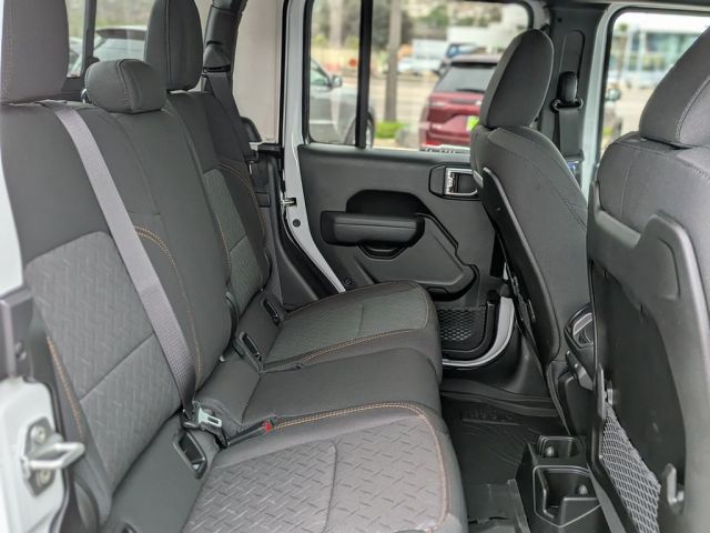 2026 Jeep Gladiator Mojave 2026 Jeep Gladiator Mojave