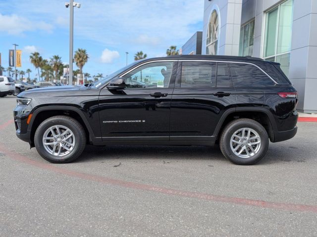 2026 Jeep Grand Cherokee Laredo 2026 Jeep Grand Cherokee Laredo