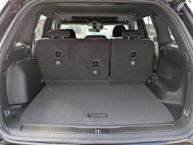 2026 Jeep Grand Cherokee Laredo 2026 Jeep Grand Cherokee Laredo