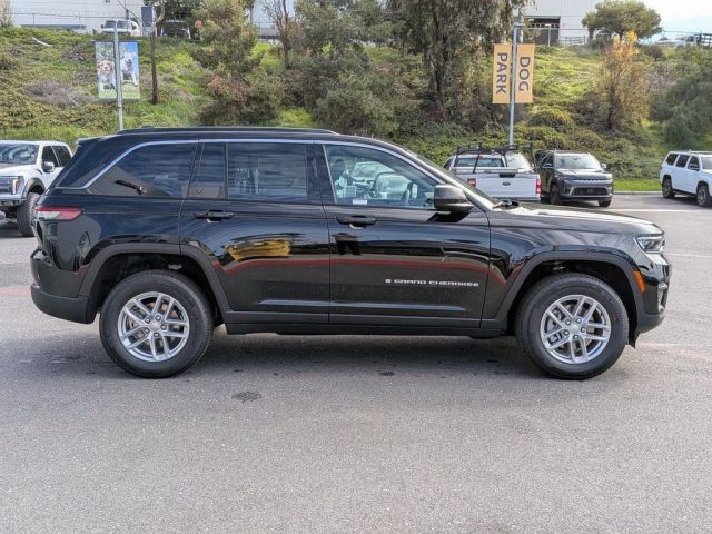 2026 Jeep Grand Cherokee Laredo 2026 Jeep Grand Cherokee Laredo
