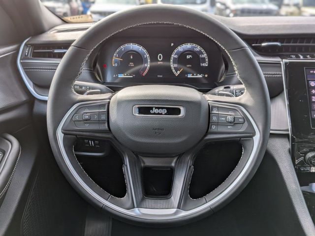 2026 Jeep Grand Cherokee Laredo 2026 Jeep Grand Cherokee Laredo