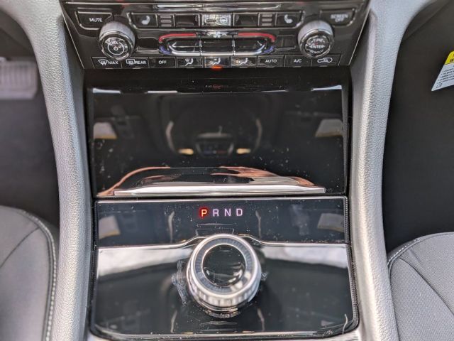 2026 Jeep Grand Cherokee Laredo 2026 Jeep Grand Cherokee Laredo