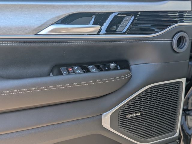 2026 Jeep Grand Wagoneer 