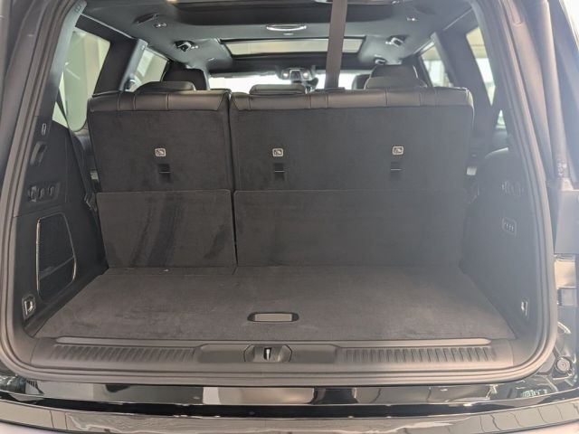 2026 Jeep Grand Wagoneer 