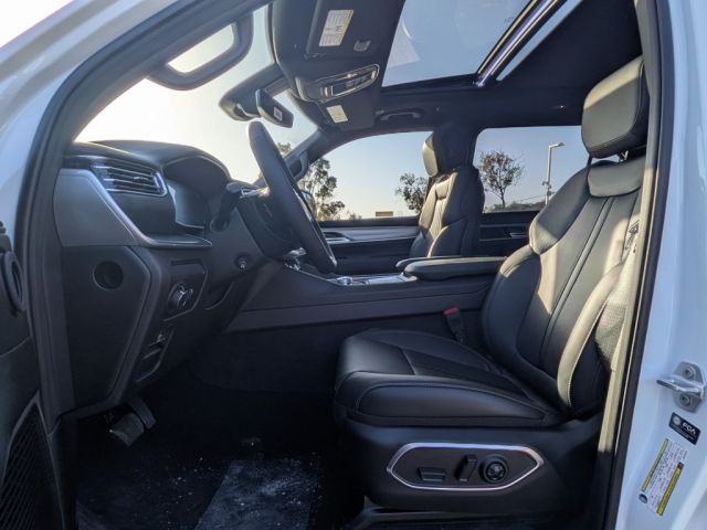 2026 Jeep Grand Wagoneer 