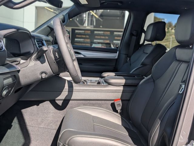 2026 Jeep Grand Wagoneer 