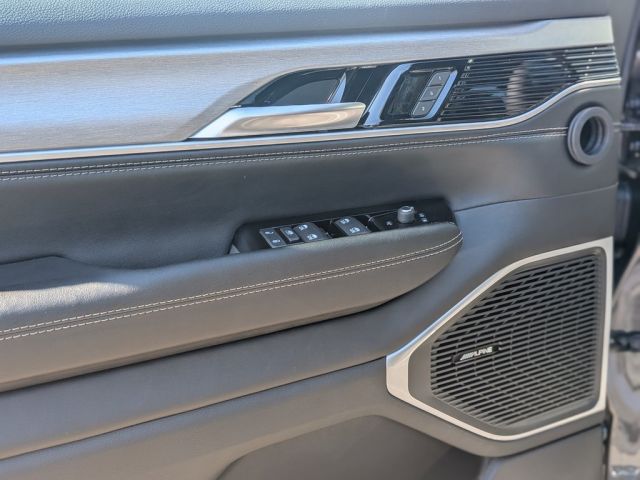 2026 Jeep Grand Wagoneer 