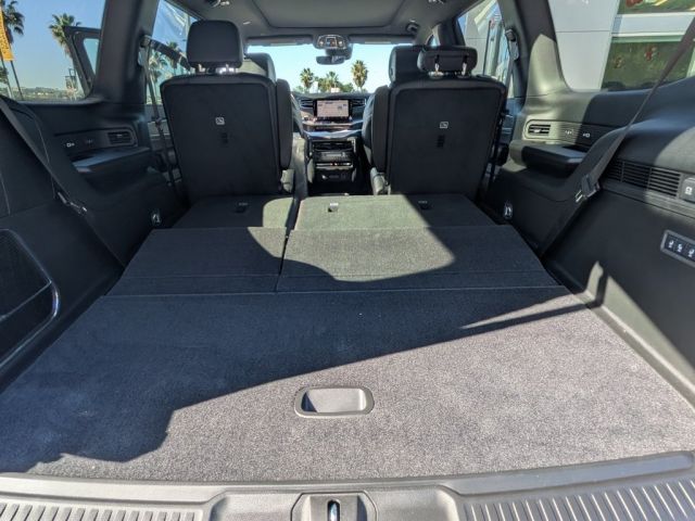 2026 Jeep Grand Wagoneer 