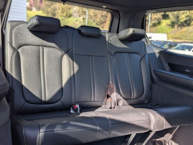 2026 Jeep Grand Wagoneer Summit 2026 Jeep Grand Wagoneer Summit